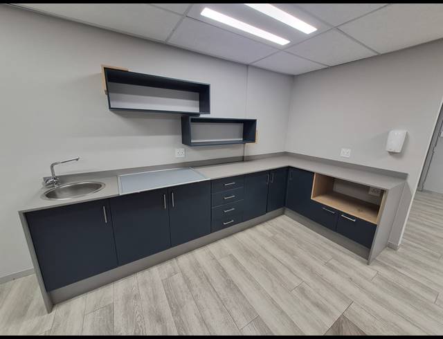 403M² OFFICE TO LET IN RIVONIA